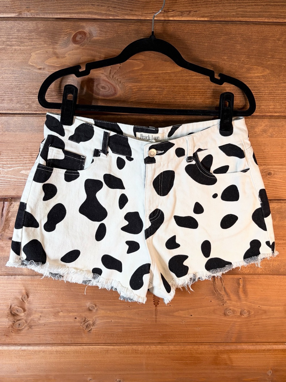 Peach Love California Cow Print Denim Shorts - Black & White Size Large 🐄🖤